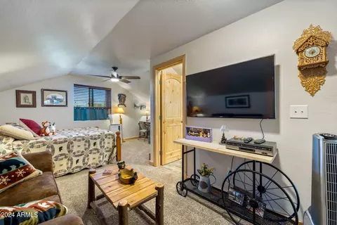 3364 Panorama Dr, Overgaard, AZ 85933 photo 18