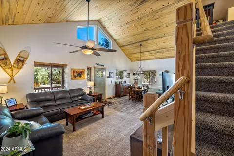 3364 Panorama Dr, Overgaard, AZ 85933 photo 16