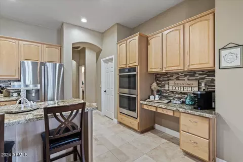 594 E Hampton Ct, Gilbert, AZ 85295 photo 12