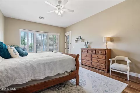 594 E Hampton Ct, Gilbert, AZ 85295 photo 18
