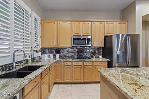 594 E Hampton Ct, Gilbert, AZ 85295 photo 40