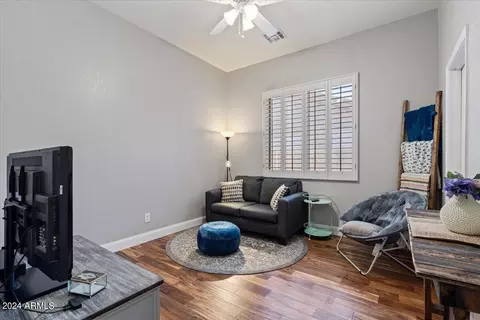 594 E Hampton Ct, Gilbert, AZ 85295 photo 22