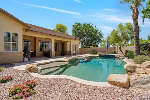 594 E Hampton Ct, Gilbert, AZ 85295 photo 36