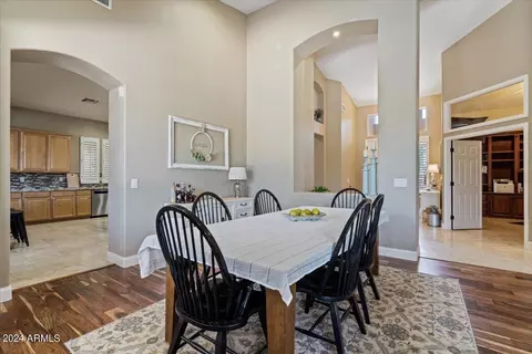 594 E Hampton Ct, Gilbert, AZ 85295 photo 9