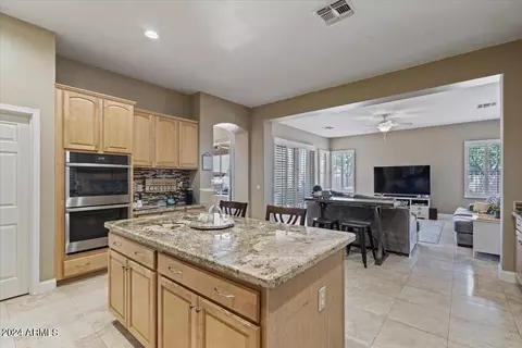 594 E Hampton Ct, Gilbert, AZ 85295 photo 14
