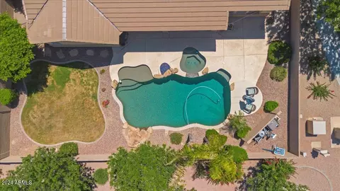 594 E Hampton Ct, Gilbert, AZ 85295 photo 31