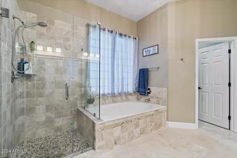 594 E Hampton Ct, Gilbert, AZ 85295 photo 20