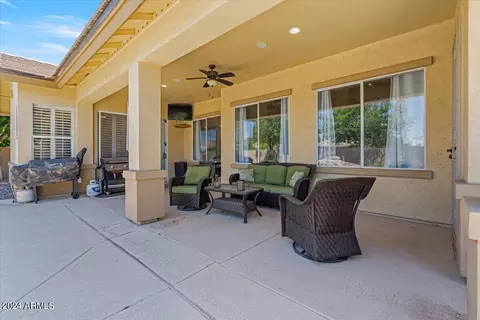 594 E Hampton Ct, Gilbert, AZ 85295 photo 38