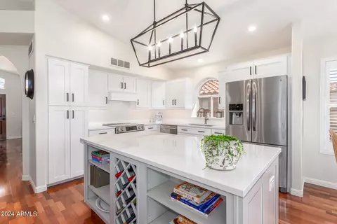 2409 E Cathedral Rock Dr, Phoenix, AZ 85048 photo 3