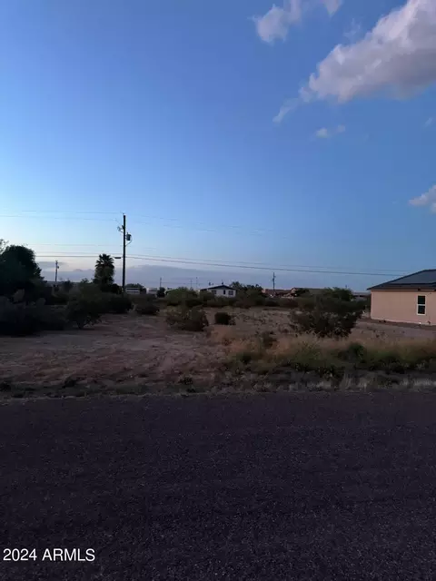 3110 W Desierto Dr #10, Eloy, AZ 85131