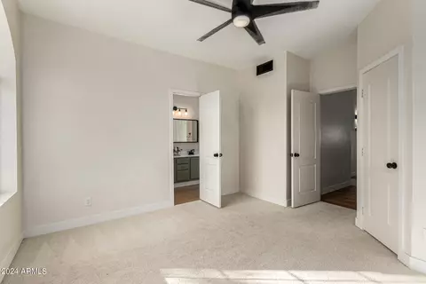 4922 E Monte Way, Phoenix, AZ 85044 photo 13