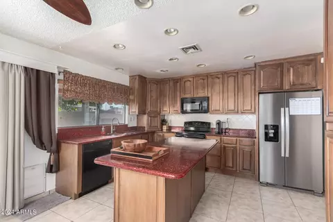 18418 N 33rd Ave, Phoenix, AZ 85053 photo 9
