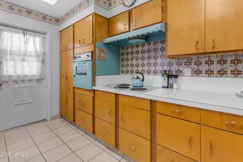 22 W Del Rio Dr, Tempe, AZ 85282