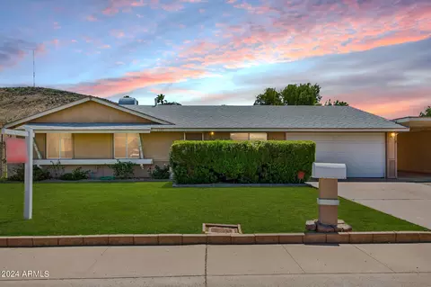 1707 W Surrey Ave, Phoenix, AZ 85029