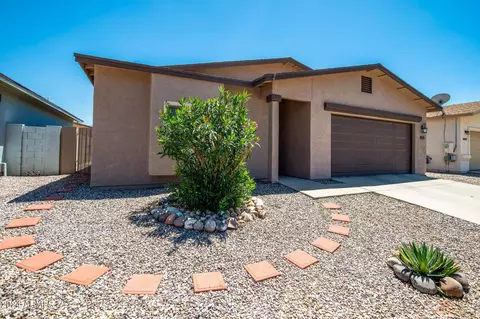 829 4 Winds Cir, Sierra Vista, AZ 85635