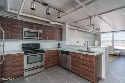 535 W Thomas Rd #405, Phoenix, AZ 85013