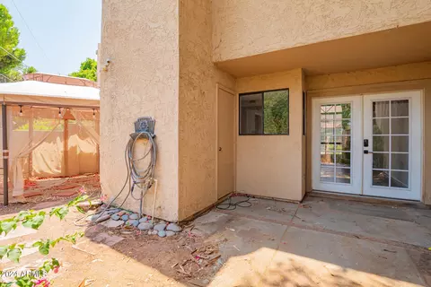 1025 E Highland Ave #25, Phoenix, AZ 85014 photo 18