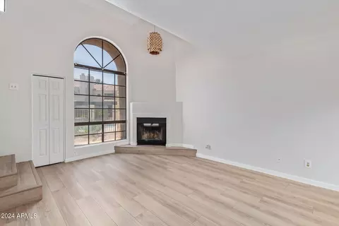 1025 E Highland Ave #25, Phoenix, AZ 85014 photo 3