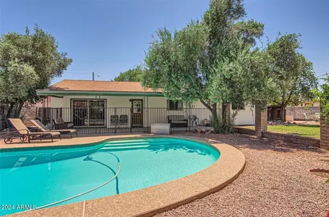 114 E Balboa Dr, Tempe, AZ 85282 photo 8