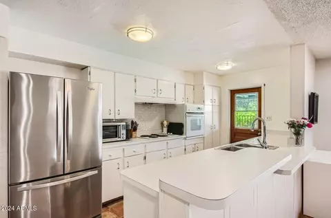 114 E Balboa Dr, Tempe, AZ 85282 photo 14