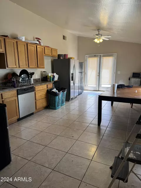 11071 W Loma Vista Dr, Arizona City, AZ 85123