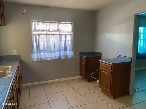305 E Beech Ave, Casa Grande, AZ 85122 photo 4