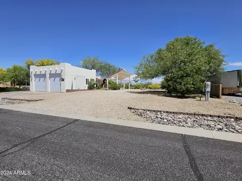 21110 W Obsidian Dr, Congress, AZ 85332