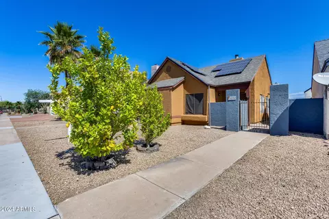 2234 W Monona Dr, Phoenix, AZ 85027