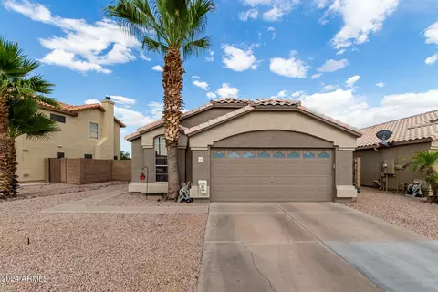 117 S Sandstone St, Gilbert, AZ 85296