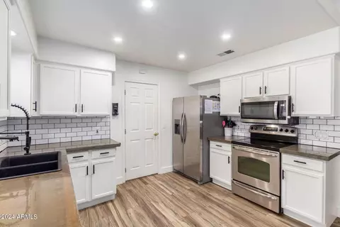 575 S Stardust Ln, Apache Junction, AZ 85120 photo 11
