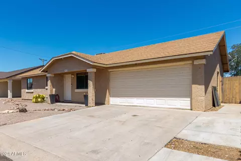 575 S Stardust Ln, Apache Junction, AZ 85120 photo 2
