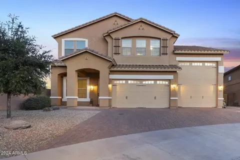 8209 W Rock Springs Dr, Peoria, AZ 85383