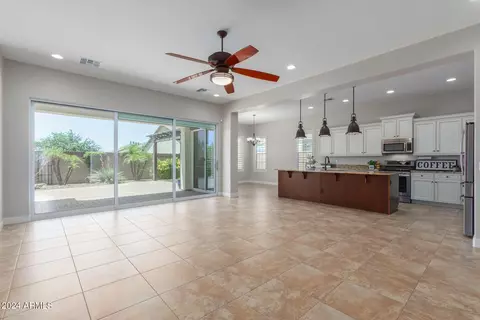 10631 E Meseto Ave, Mesa, AZ 85209 photo 12