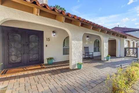 15 E Cactus Wren Dr, Phoenix, AZ 85020 photo 4
