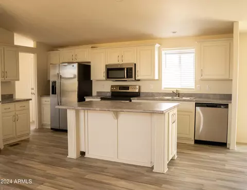1916 E Circle Mountain Rd, New River, AZ 85087 photo 5