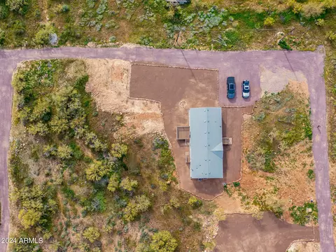1916 E Circle Mountain Rd, New River, AZ 85087 photo 17