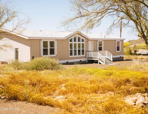 1916 E Circle Mountain Rd, New River, AZ 85087 photo 3
