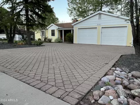 921 Fairway Dr, Show Low, AZ 85901