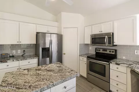7513 E Lobo Ave, Mesa, AZ 85209 photo 3