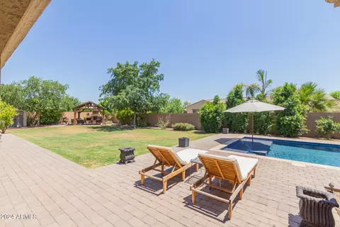 8115 W San Miguel Ave, Glendale, AZ 85303