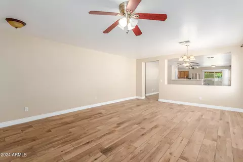 1069 E Arabian Dr, Gilbert, AZ 85296 photo 5