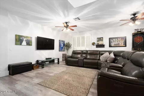 928 E Carla Vista Dr, Gilbert, AZ 85295 photo 11