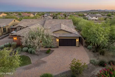 12099 W Red Hawk Dr, Peoria, AZ 85383