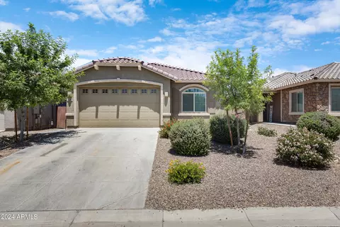 426 W Pinnacle Ridge Dr, San Tan Valley, AZ 85140
