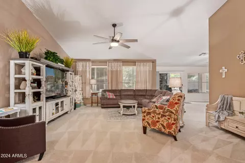 389 E Arabian Dr, Gilbert, AZ 85296 photo 4