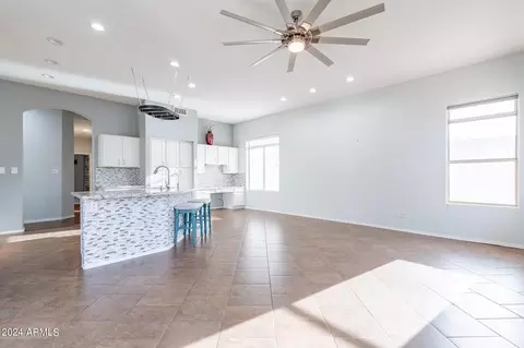 218 E Pinto Ct, Gilbert, AZ 85296 photo 11