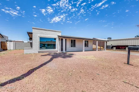 8718 W Flower St, Phoenix, AZ 85037