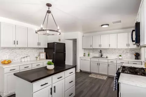 3131 W Bloomfield Rd, Phoenix, AZ 85029