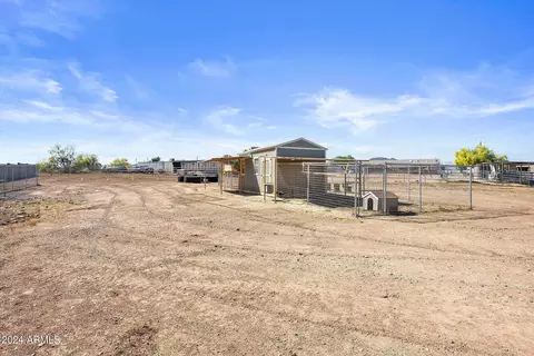 Exterior - 37620 N 15th Ave, Phoenix, AZ 85086 photo 17 of 21