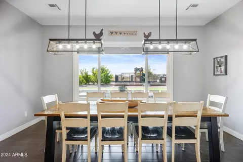 Dining - 37620 N 15th Ave, Phoenix, AZ 85086 photo 2 of 4